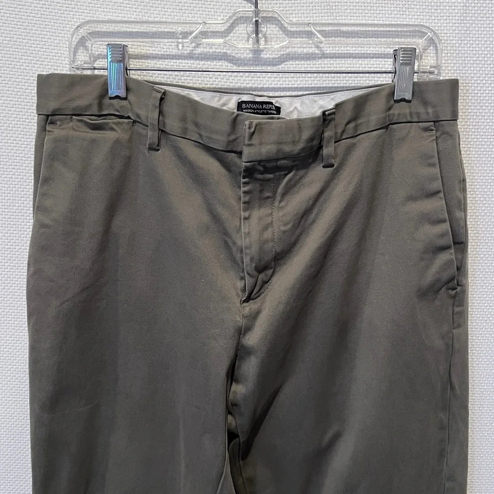 Banana Republic versatile chinos
